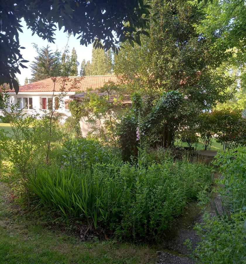 La Gisiere, Chambres D'Hotes Challans Bagian luar foto